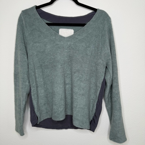 V ROOM Terry Cloth V Neck Blouse Wool Blend Blue Size XS - Picture 1 of 15